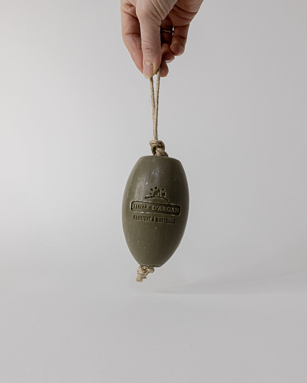 Au Savon de Marseille - Argan oil 240g soap on a rope