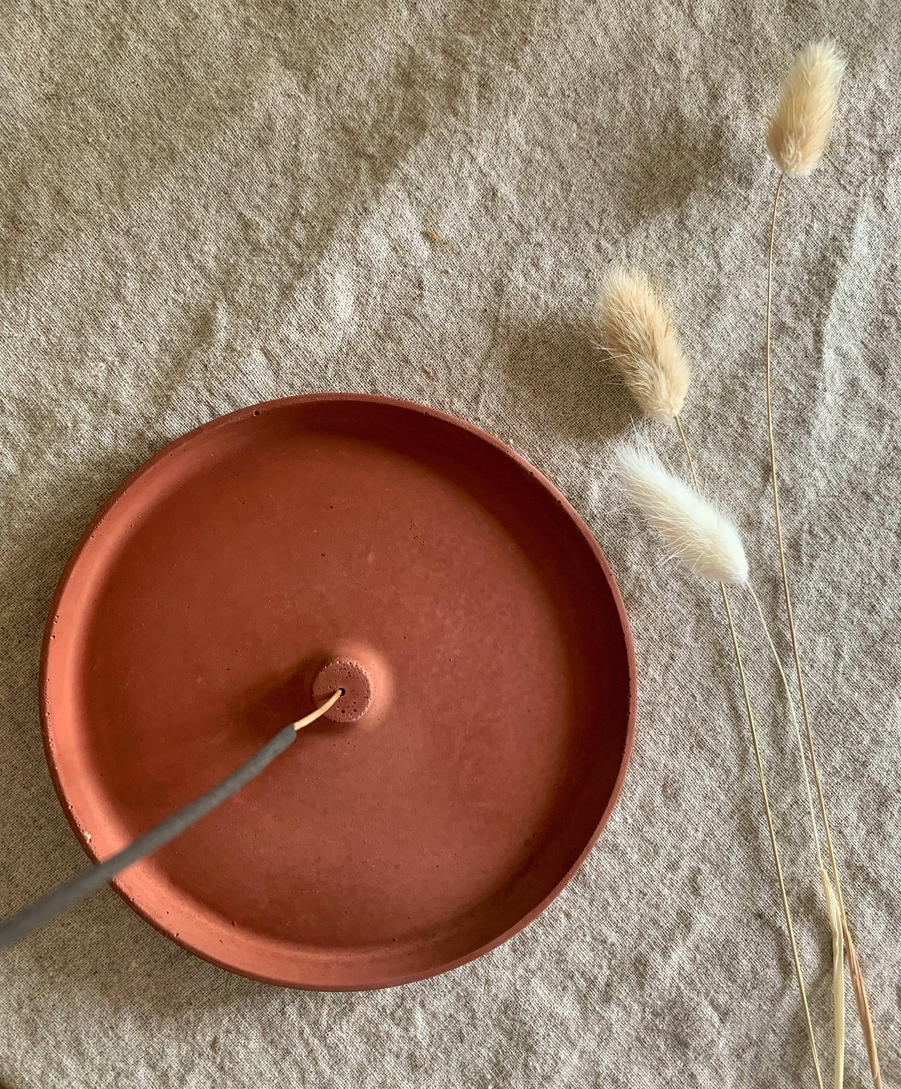 Minimalistic Incense Holder: Pale grey