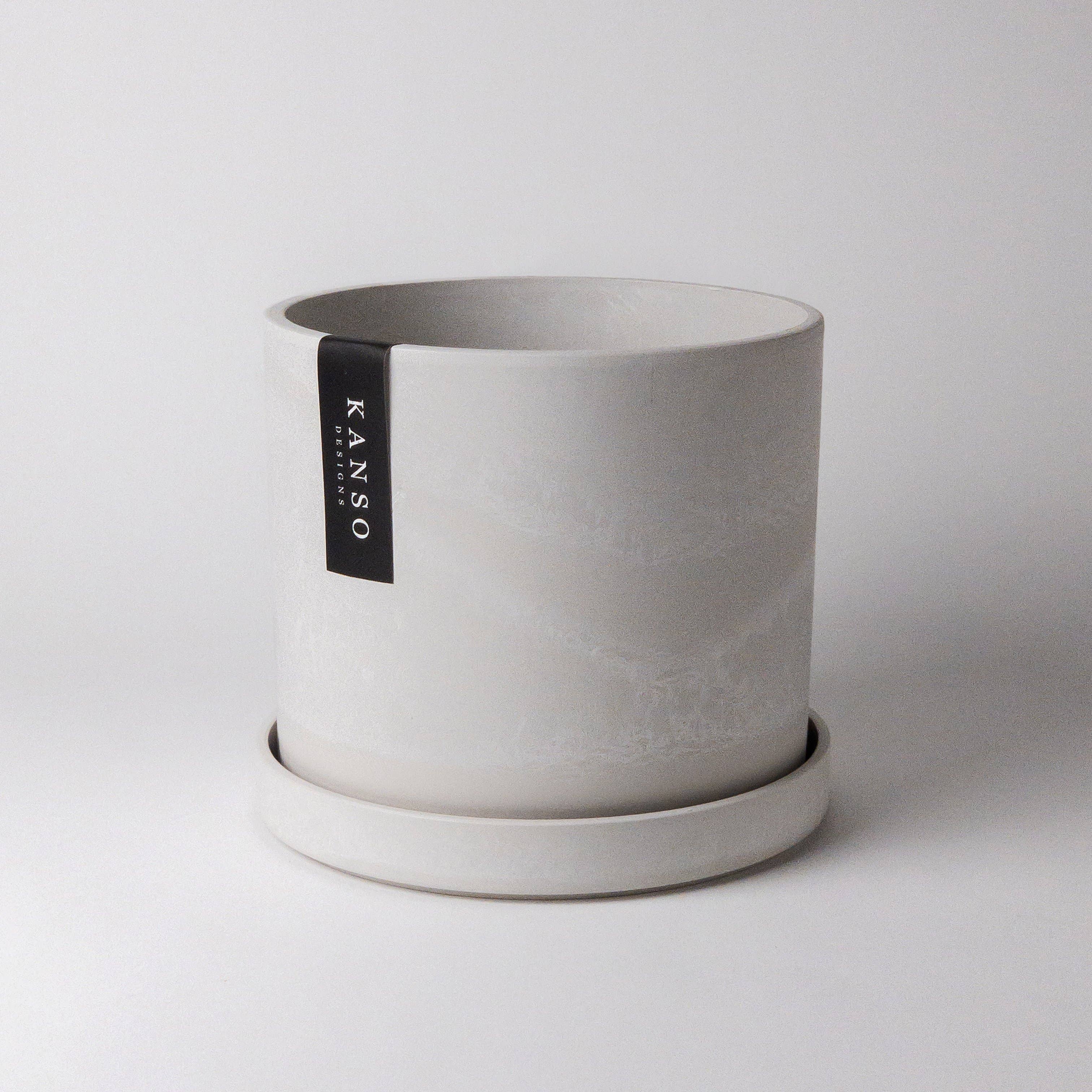 Kanso - 7" Signature Planter & Saucer | White Stone