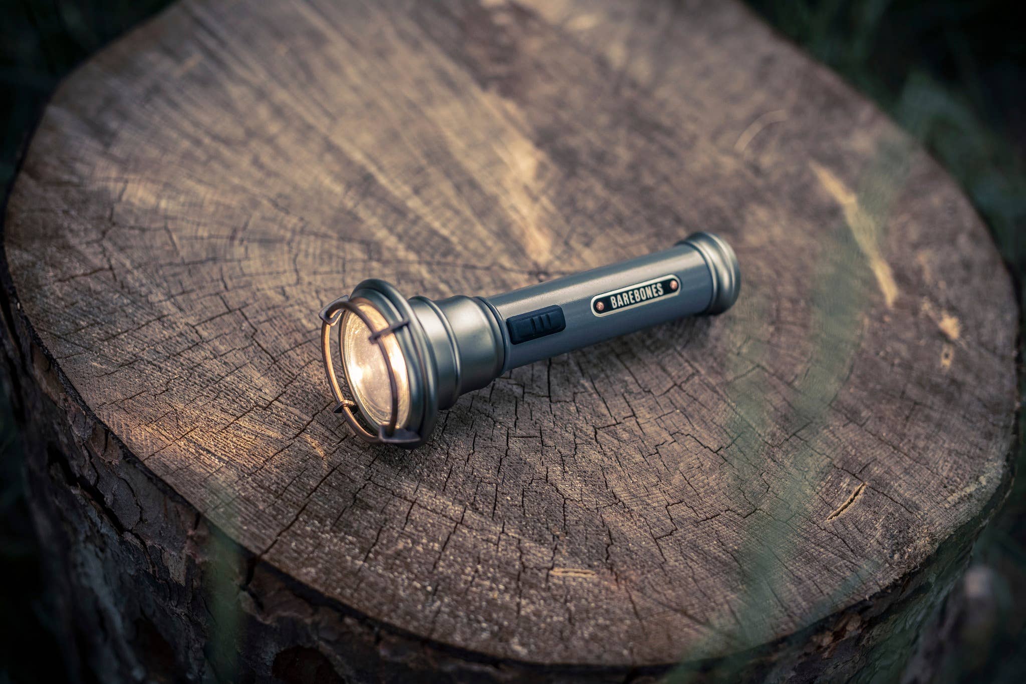 Vintage Flashlight - Olive