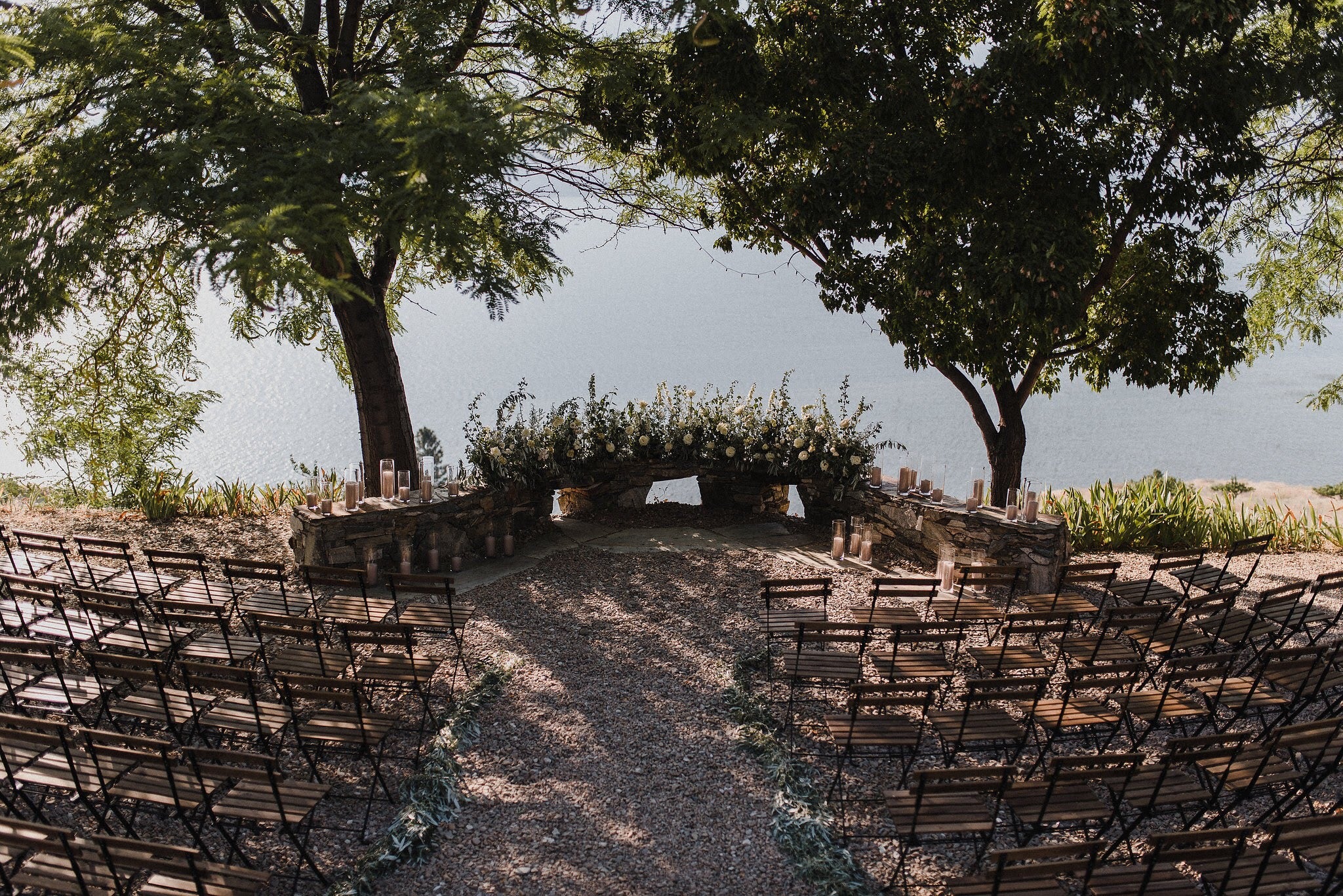 Tray (Aisle) Arrangements