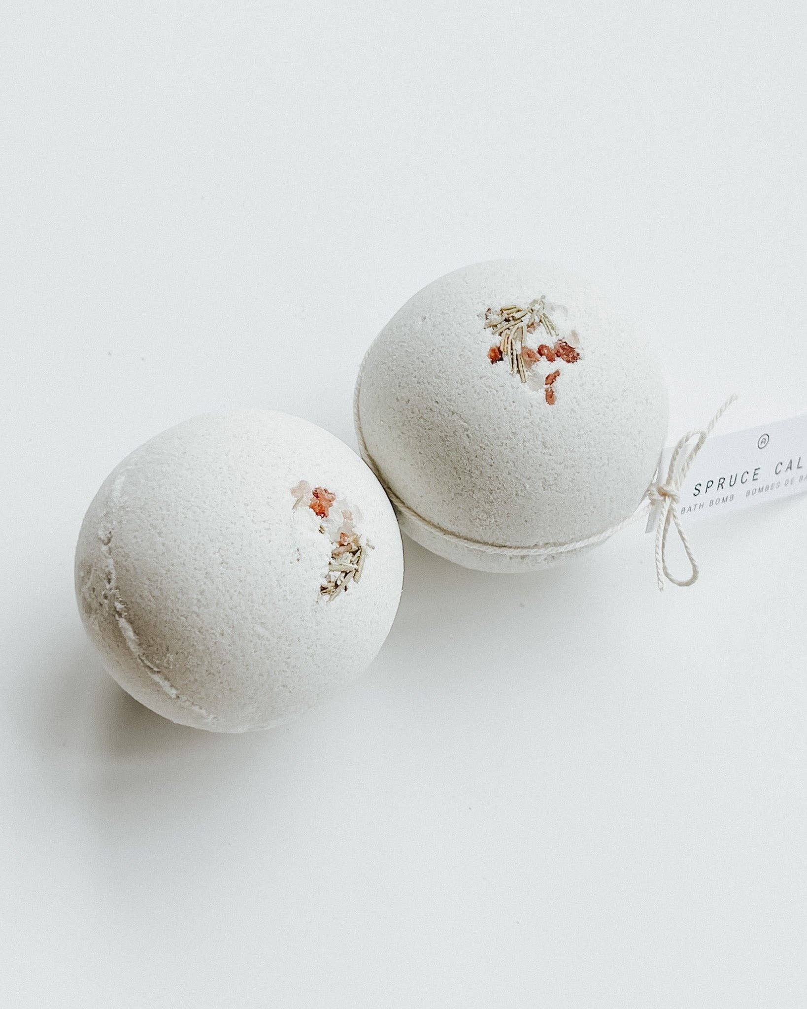 Agha Studio - Spruce Calm Bath Bomb