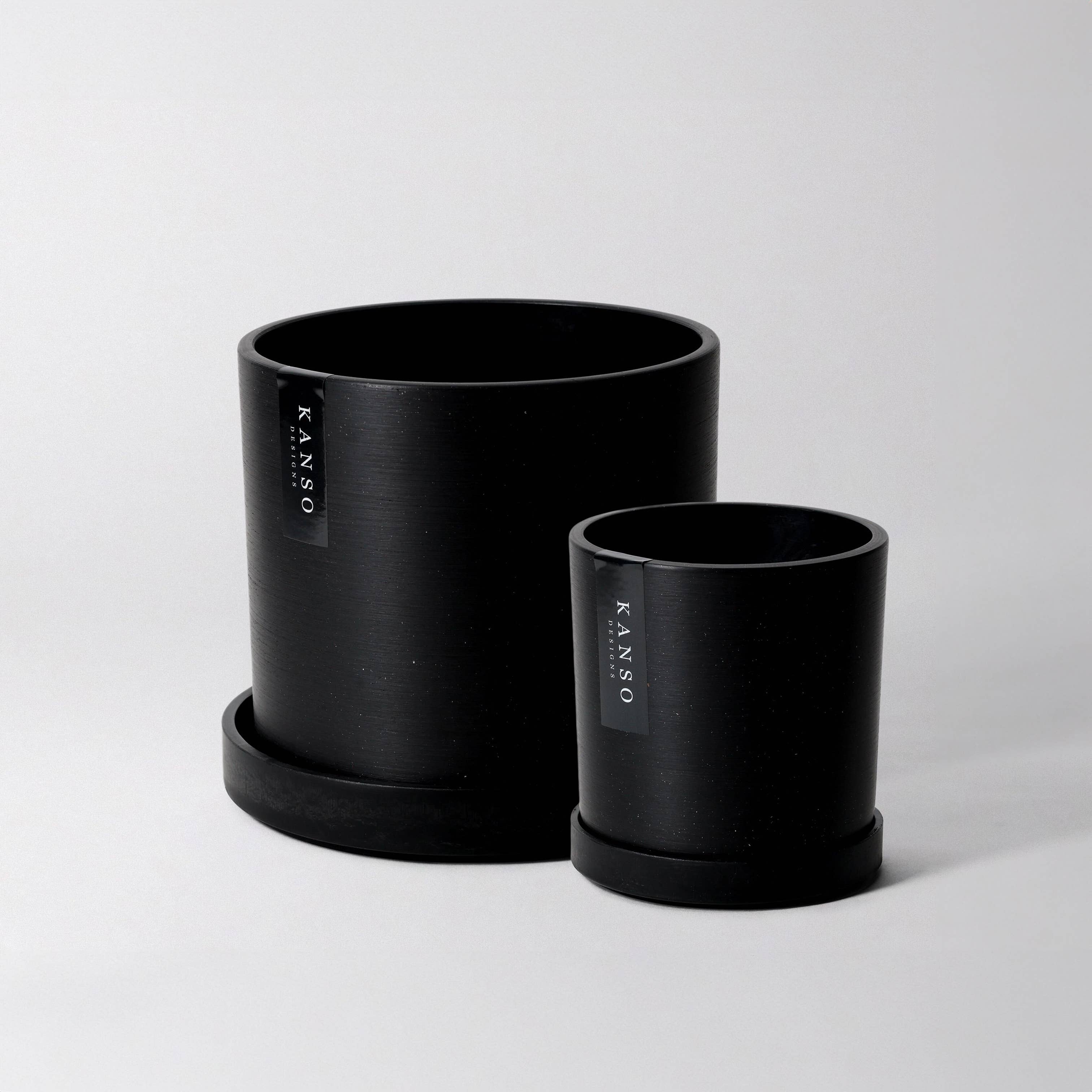 Kanso - 7" Signature Planter & Saucer | Black