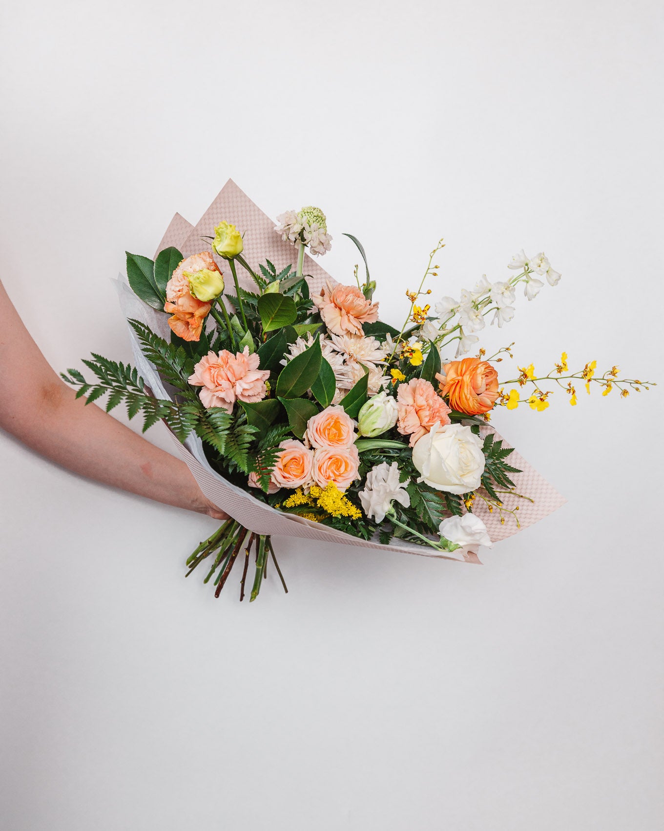 Medium Signature Bouquet