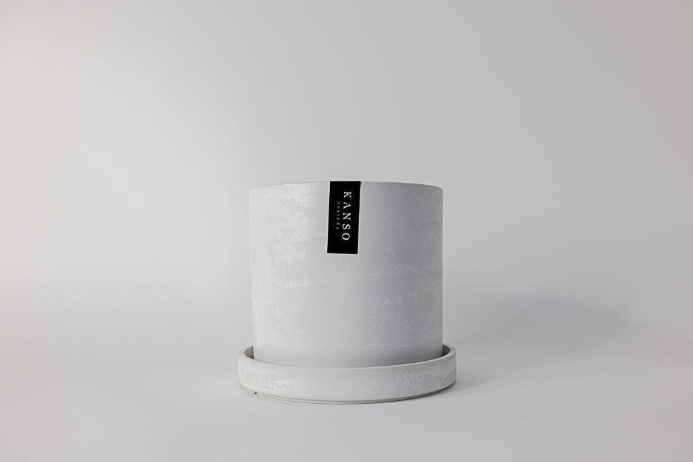 Kanso - 7" Signature Planter & Saucer | White Stone