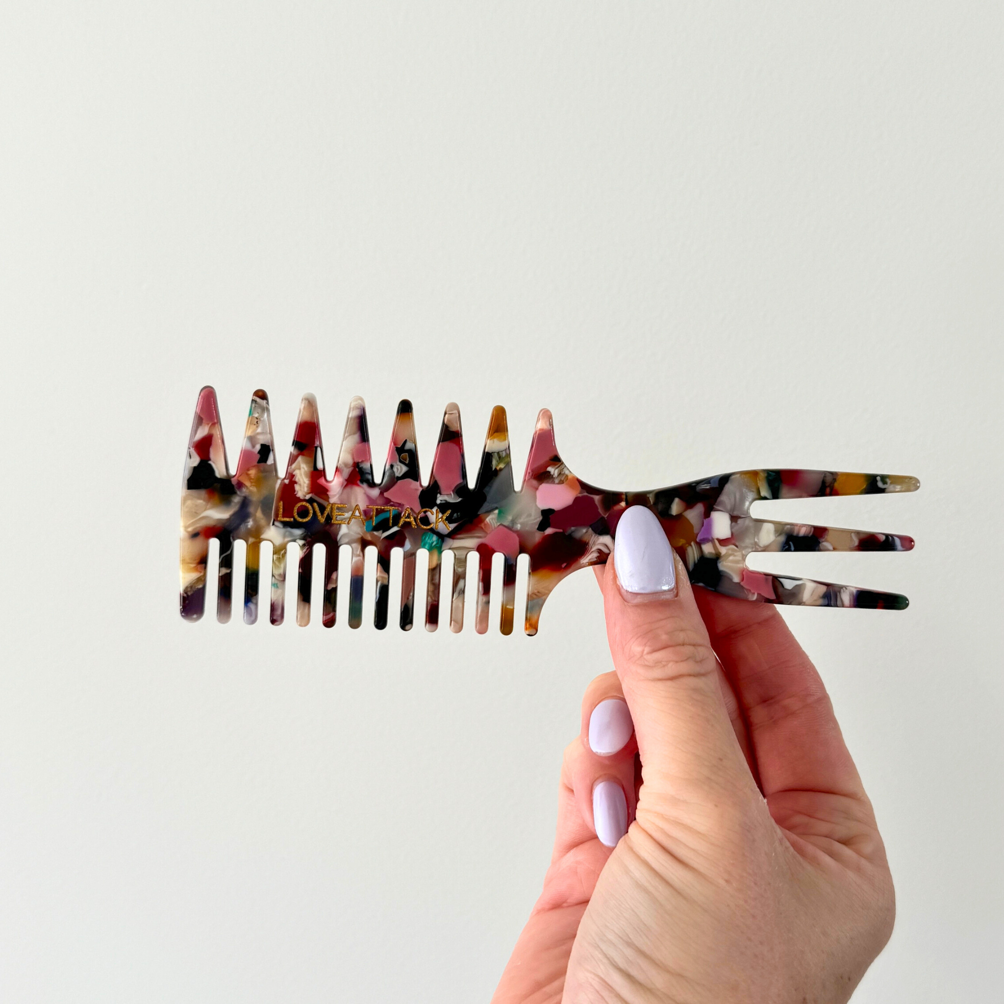 Love Attack - Hair Styling Comb: Multi-Colored