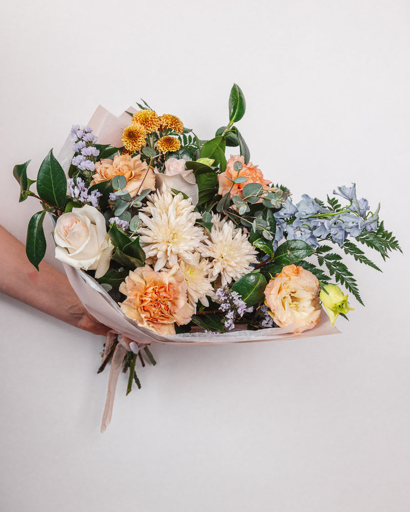 Medium Signature Bouquet